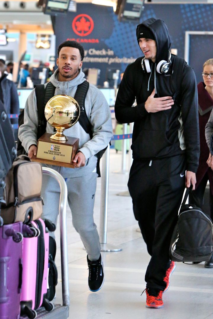 Zach Lavine leaves Toronto with his Slam Dunk trophy.