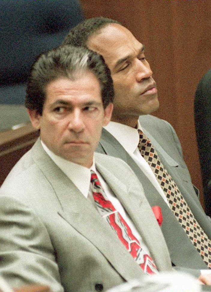 The late Robert Kardashian defends his friend O.J. Simpson in court.