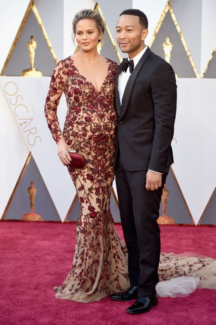Date night! Chrissy Teigen and John Legend arrive to the 2016 Oscars.