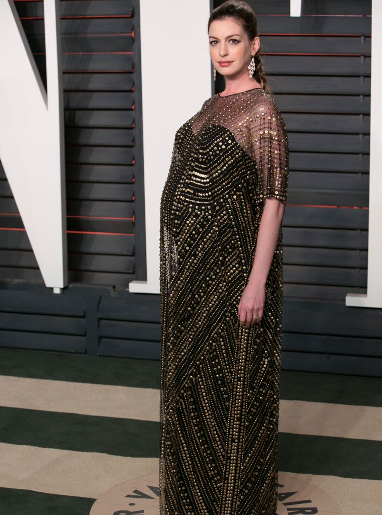 Mommy-to-be Anne Hathaway definitely has the glow.