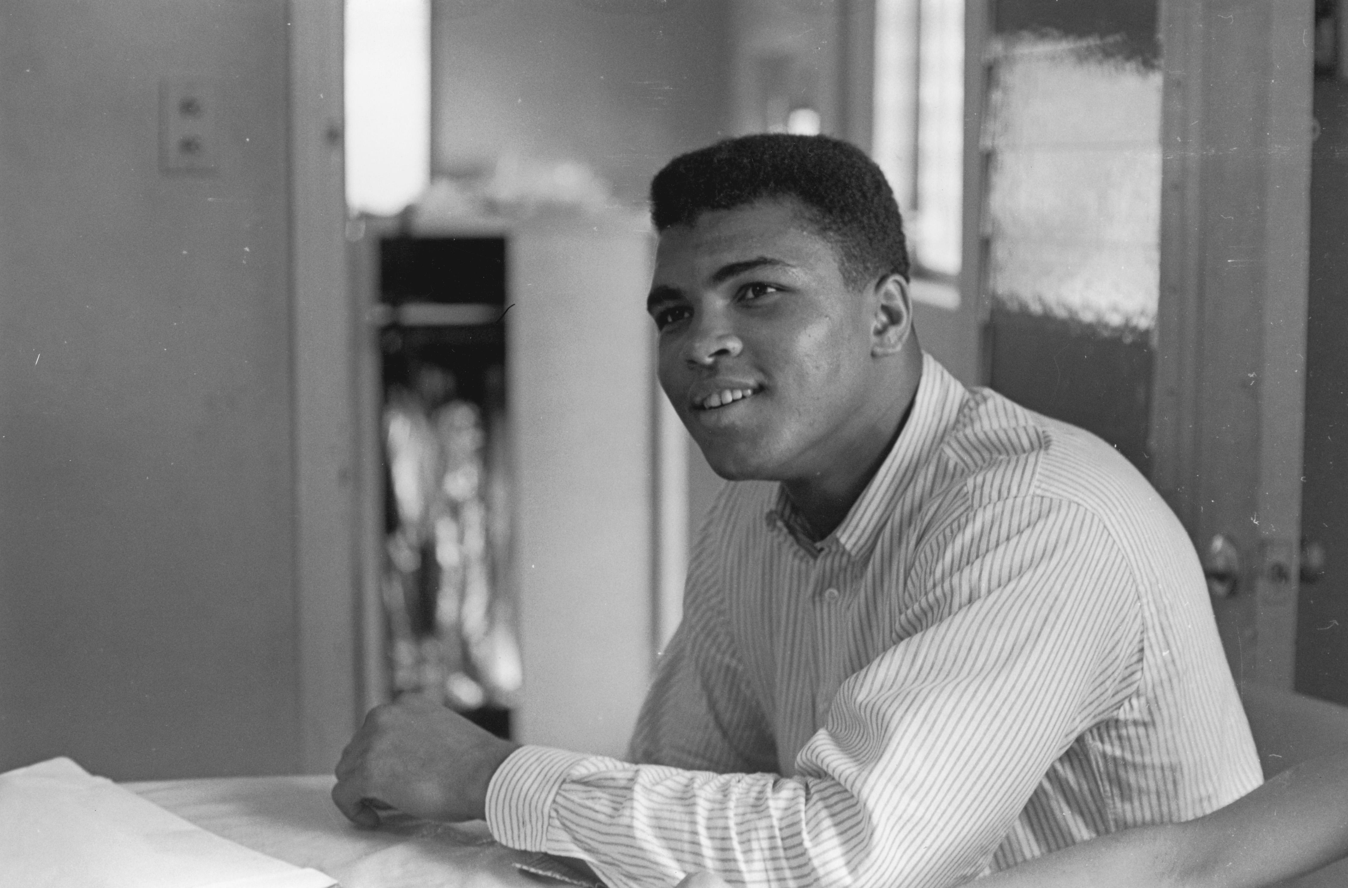 New Book Examines Muhammad Ali And Malcolm X’s Complex Friendship ...