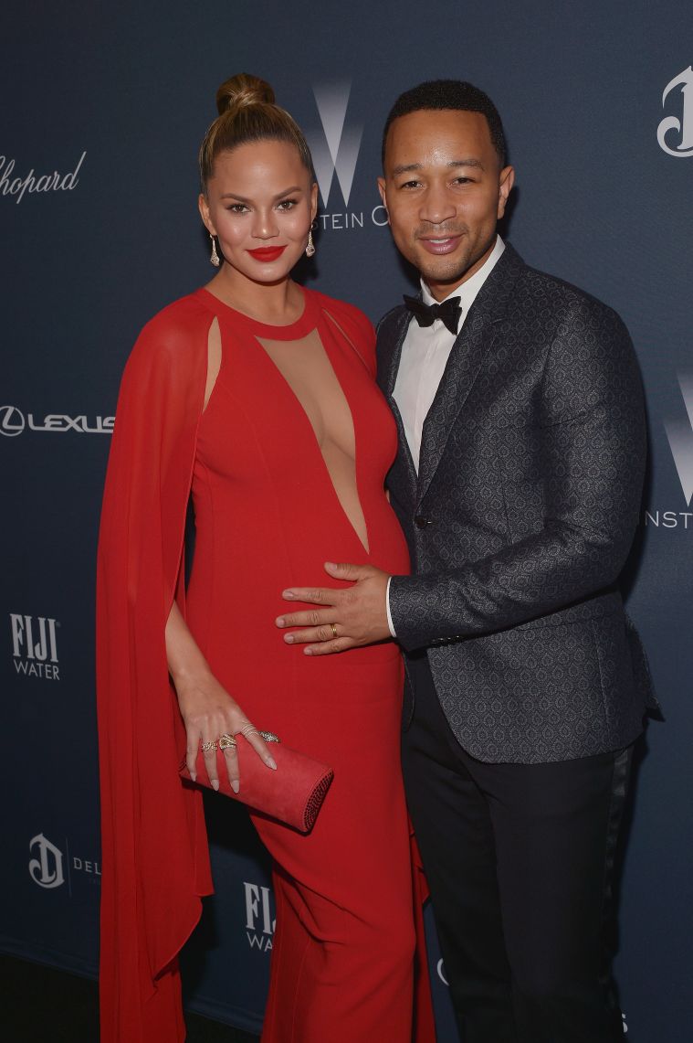 Red hot for a Pre-Oscar dinner.