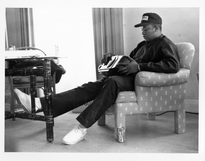 Here’s a candid moment of Dr. Dre in his office listening to some music on a personal radio system with the CD player on the top back in 1992.
