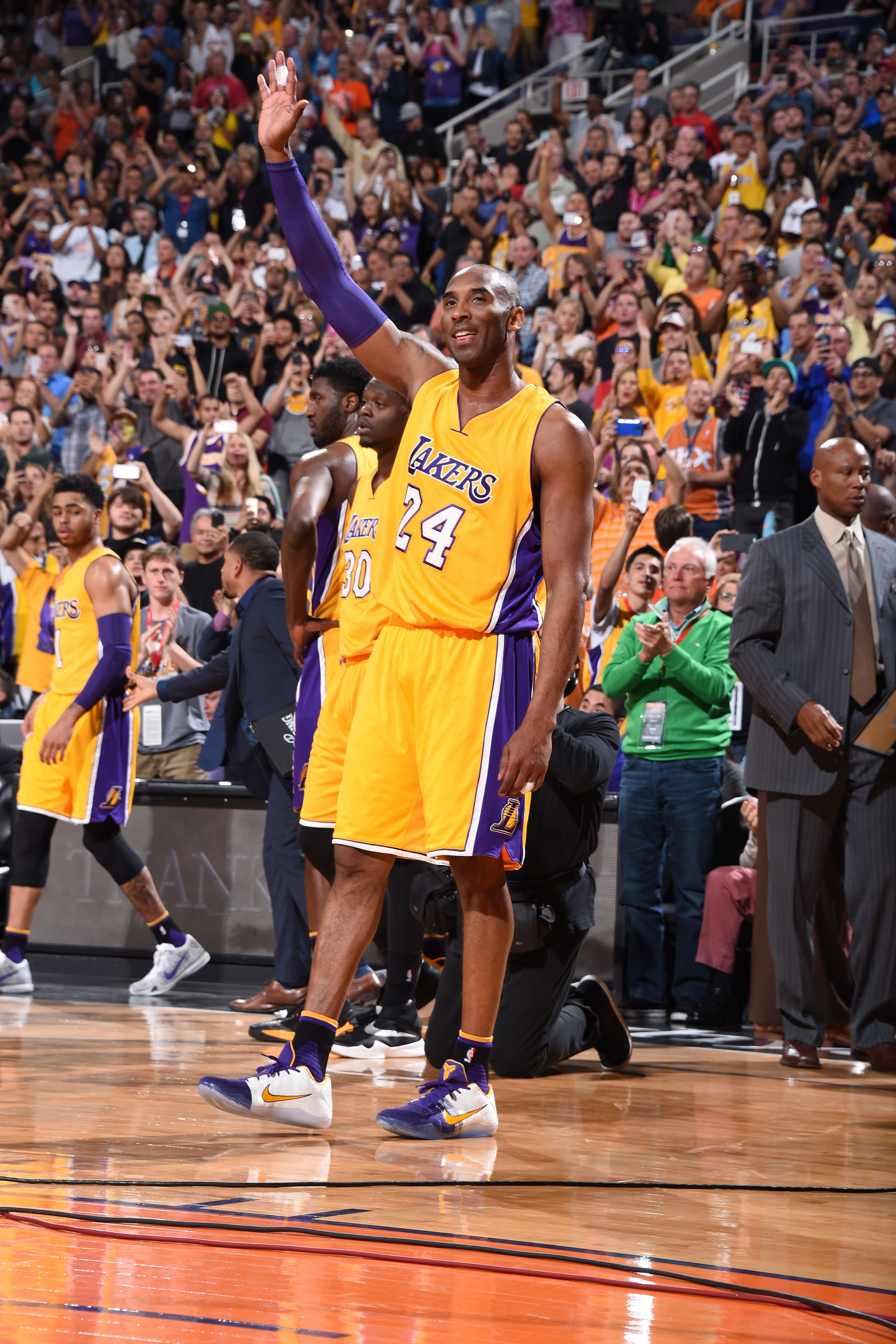 Photos from NBA Stars Honor Kobe Bryant on Mamba Day