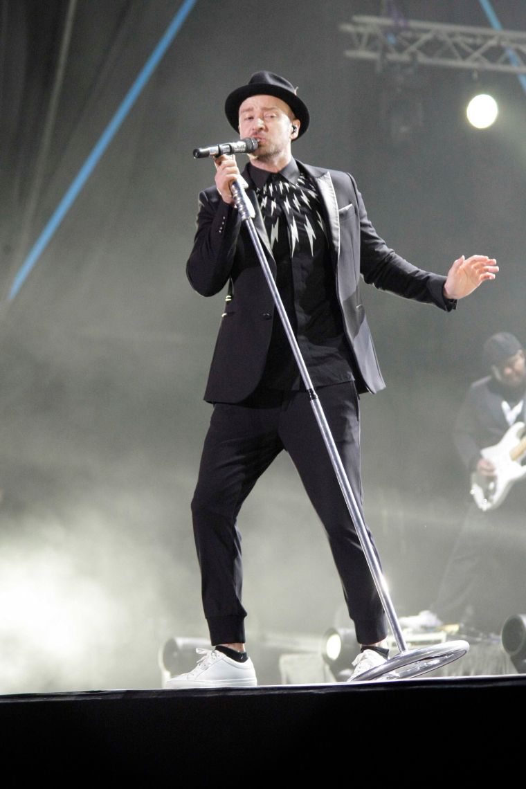 Justin Timberlake, influenced by many legends, wrote a touching tribute to The Purple One on Instagram