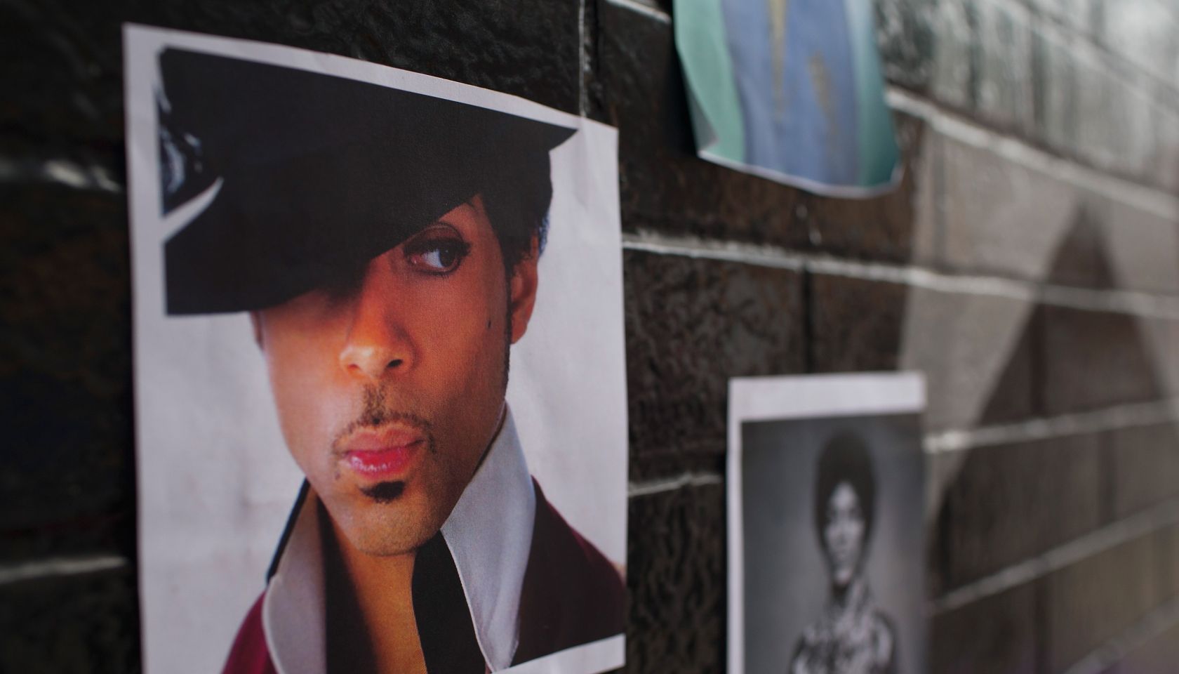 Minneapolis Area Mourns Death Of Native Son Prince