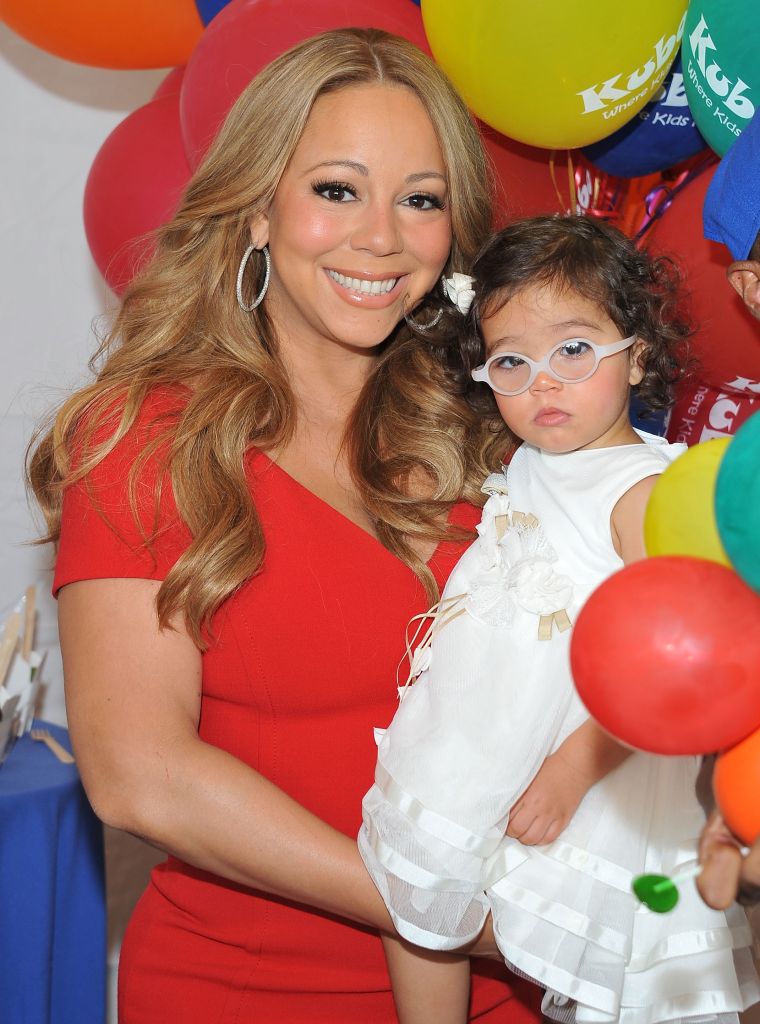 Beautiful Mariah with her daughter Monroe