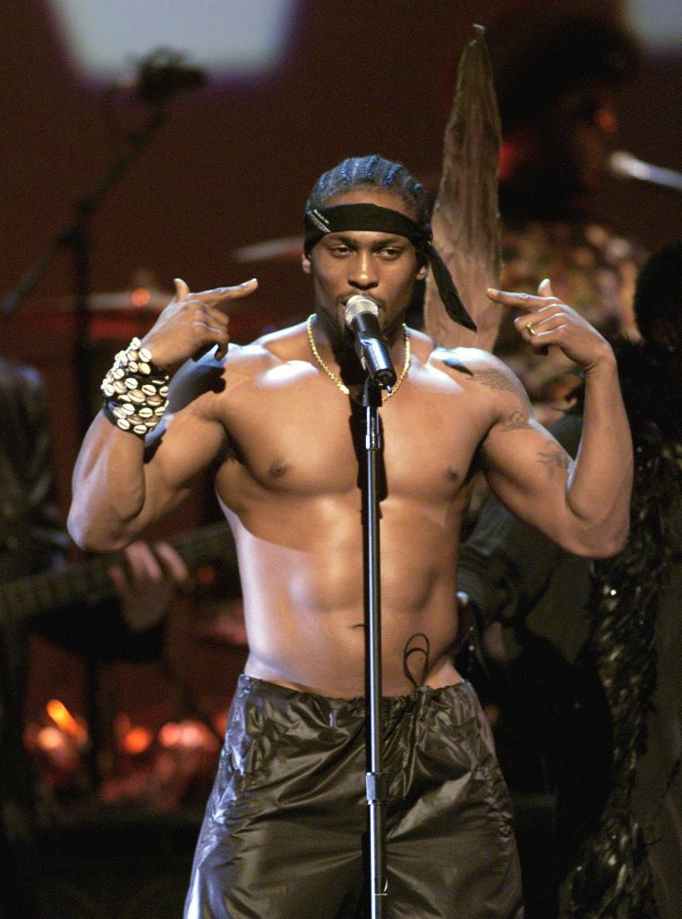 Soul crooner D'Angelo has covered Prince's “She's Always in My Hair”