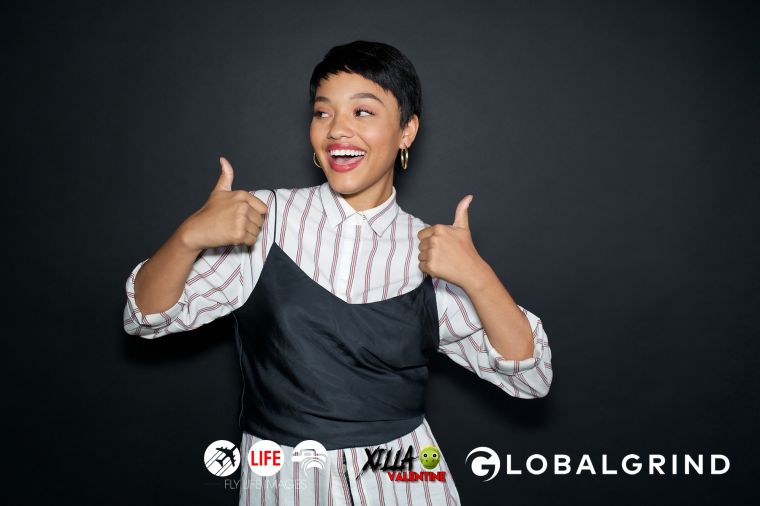 Thumbs up from Kiersey Clemons.