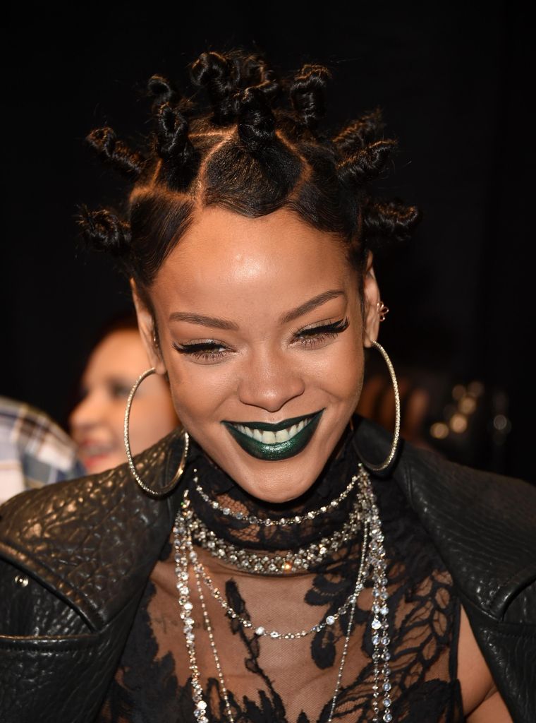 Rihanna made waves on the internet when she rocked the throwback look. The apple doesn't fall far from the icon tree.