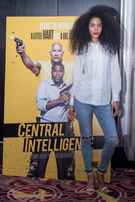 Model Jordan stops by the #XillaMovieParty for Central Intelligence in New York City