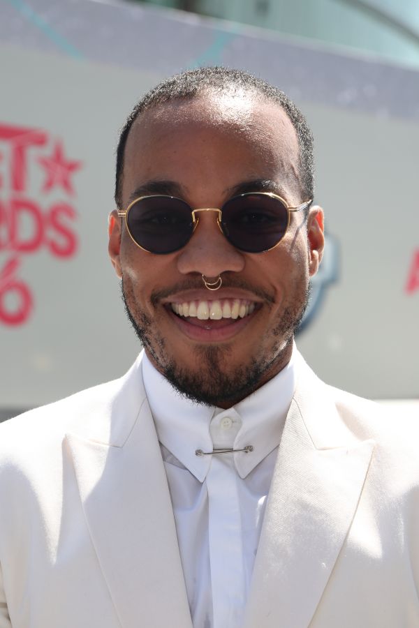 2016 BET Awards - Nissan Red Carpet