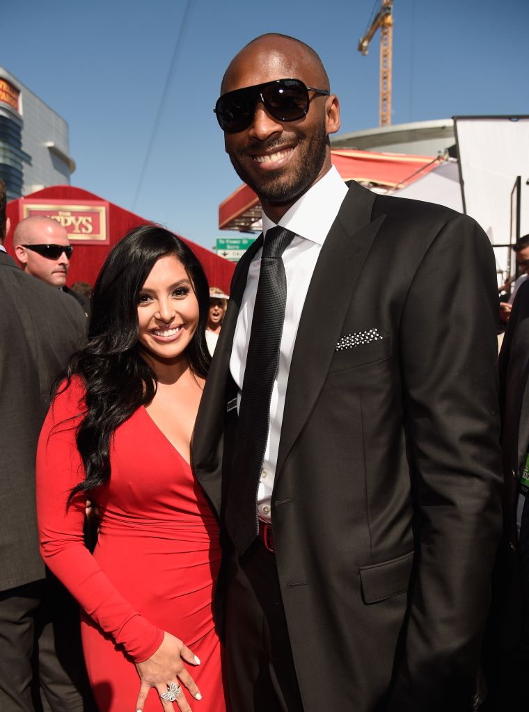 Kobe Bryant and wife Vanessa were geeked on the carpet, just hours after announcing they're expecting their third child.