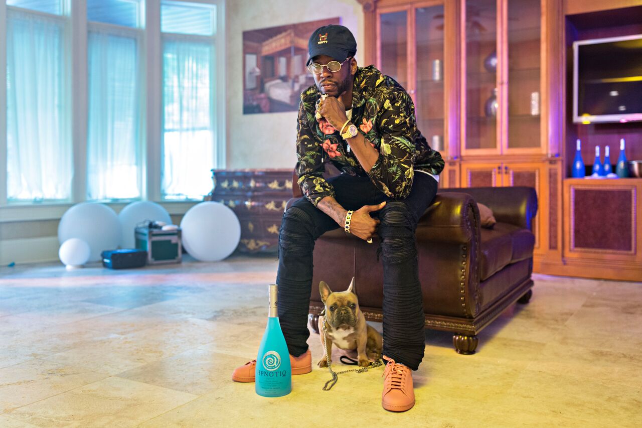 2 Chainz behind-the-scenes on "Not Invited" video