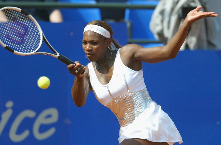 Serena rocks a metallic empire waist at the Women’s Telecom Italia Tennis Masters in 2004.