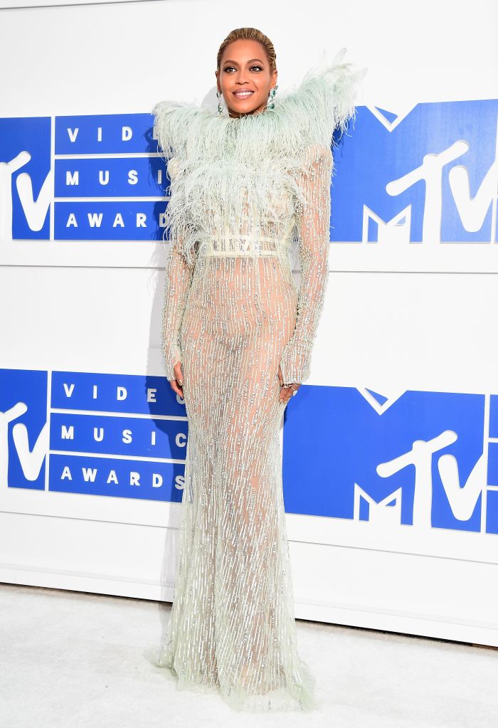 2016 MTV Video Music Awards - Red Carpet