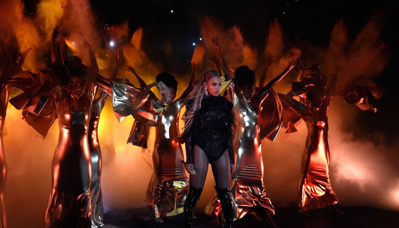 2016 MTV Video Music Awards - Show