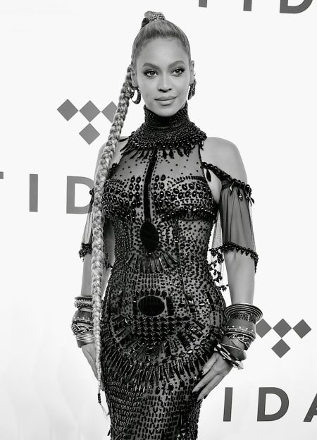 Beyoncé was a sight to behold on the red carpet.