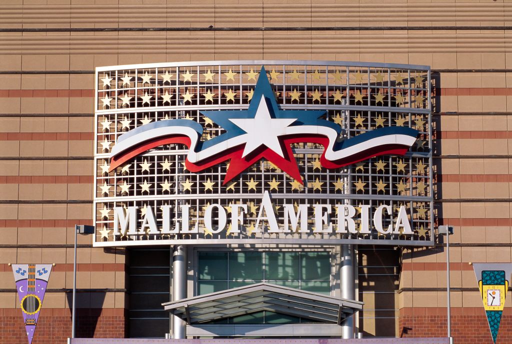 Entrance Sign at Mall of America