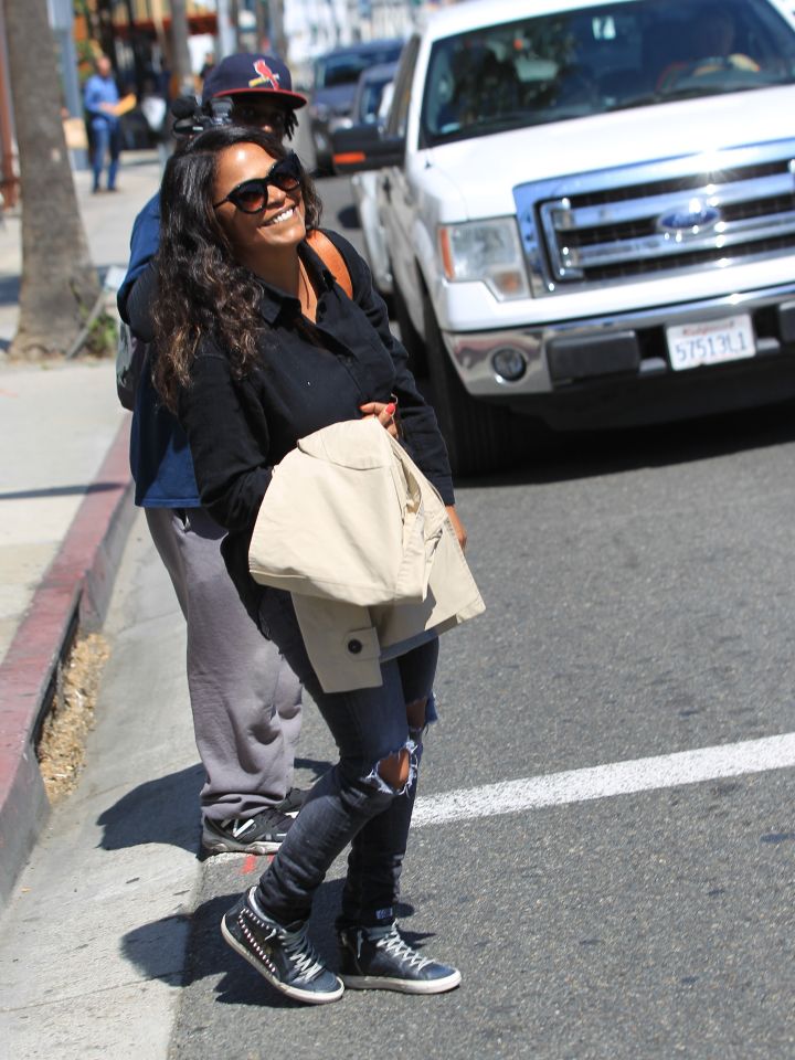 Nia Long is all smiles in Los Angeles. She’s beautiful, even when she’s dressed down.