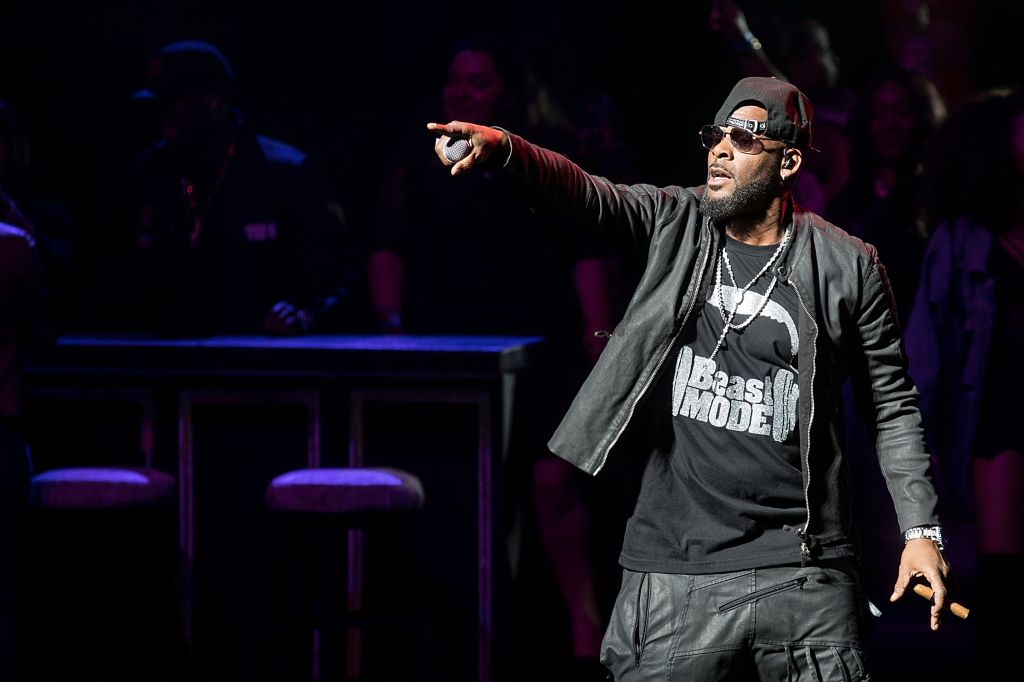 R. Kelly Performs At Bass Concert Hall