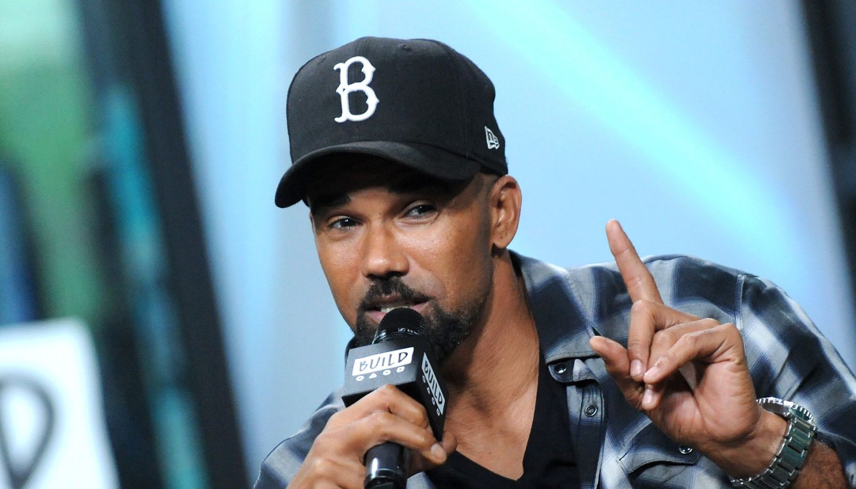 Shemar Moore Steals TWO Kisses From A Married Brigitte Nielsen