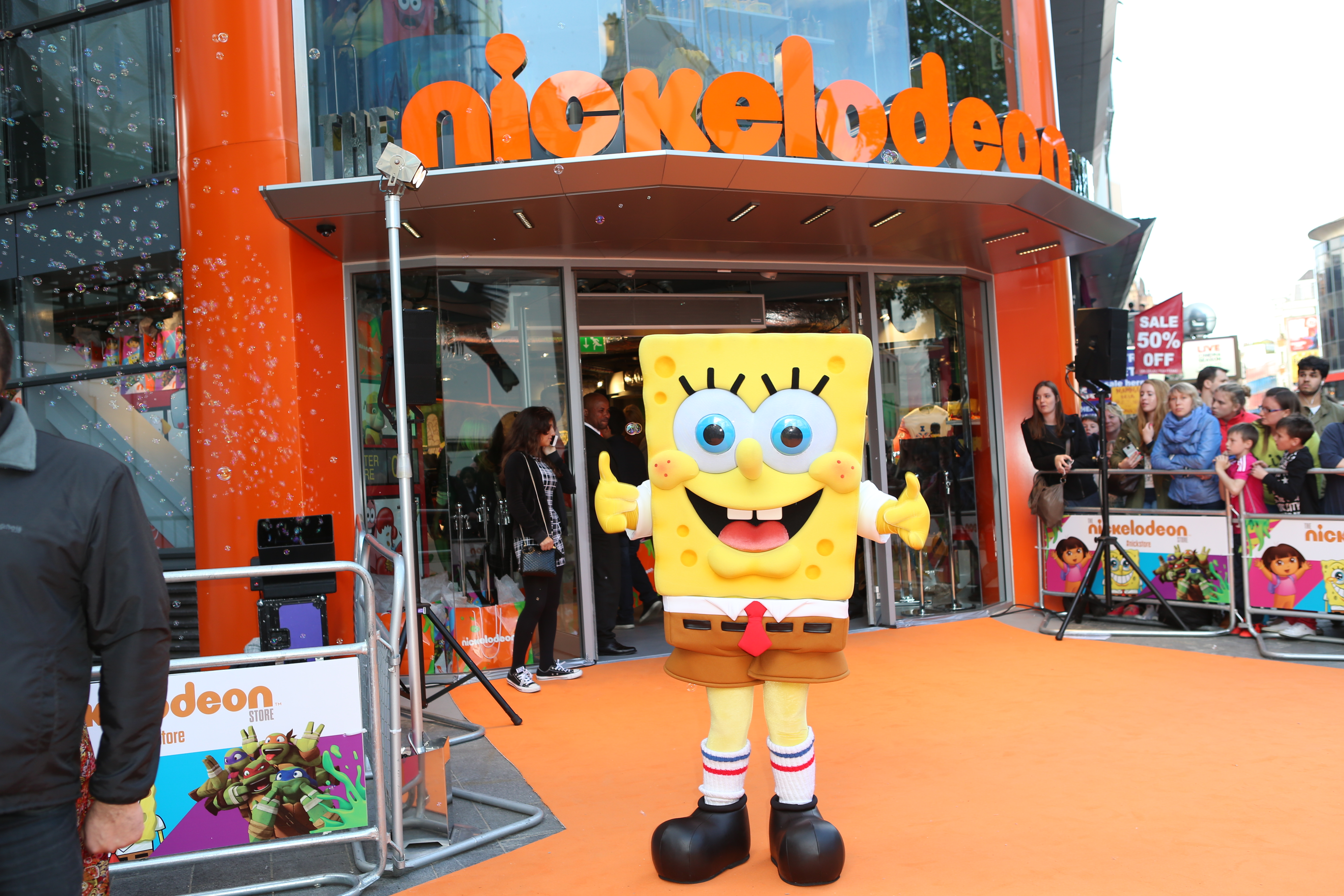 Nickelodeon Red Carpet Arrivals