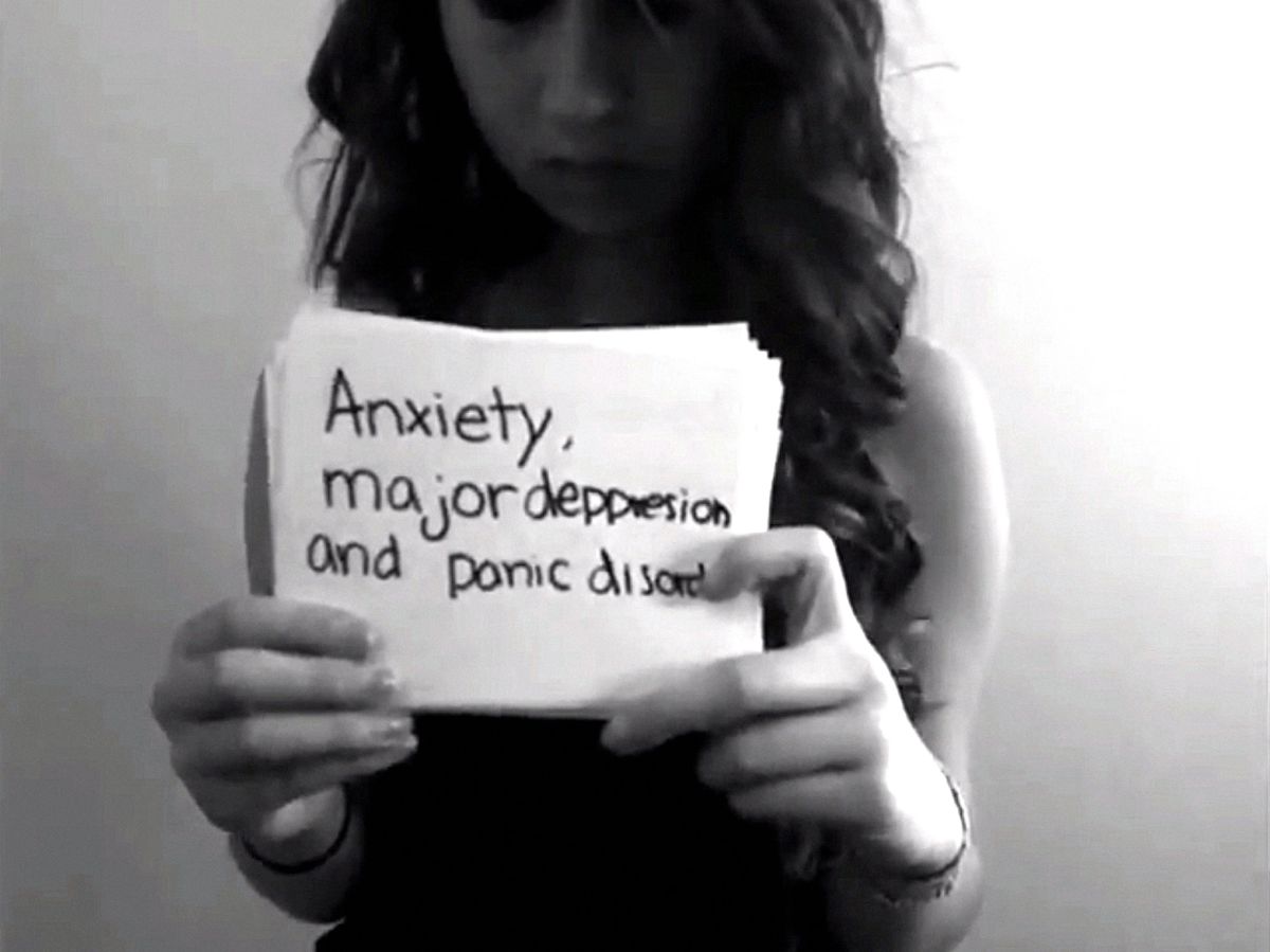 Amanda Todd commits suicide weeks after posting video on Youtube