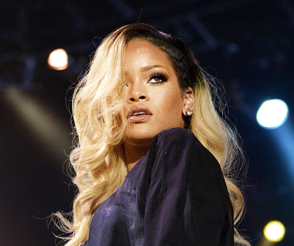 Rihanna Has Blonde Hair for the First Time in Years — See Photos