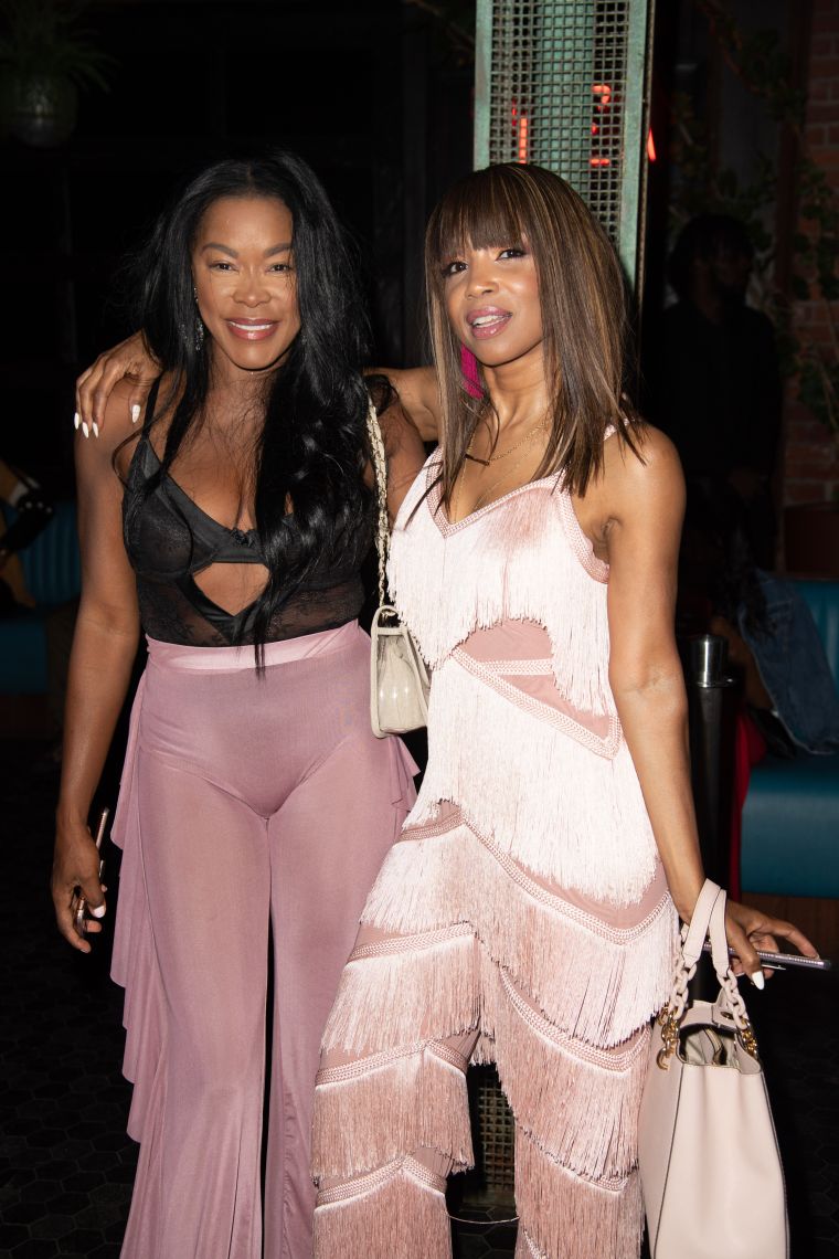Ageless beauties Golden Brooks and Elise Neal came through drippin’
