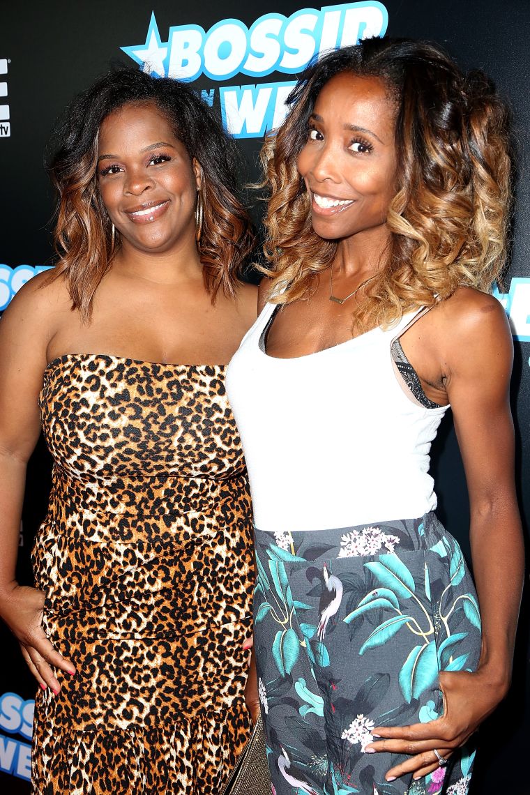 Mo & Kita stopped by in their Summer best