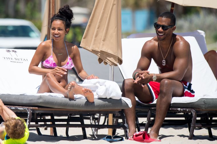 Karrueche & Victor enjoy a day at Miami Beach