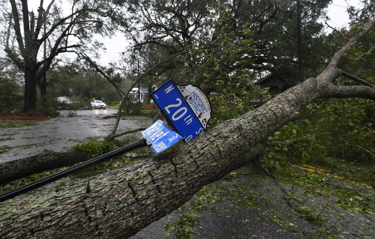 Hurricane Florence causes damage to the roads ib Wilmington.