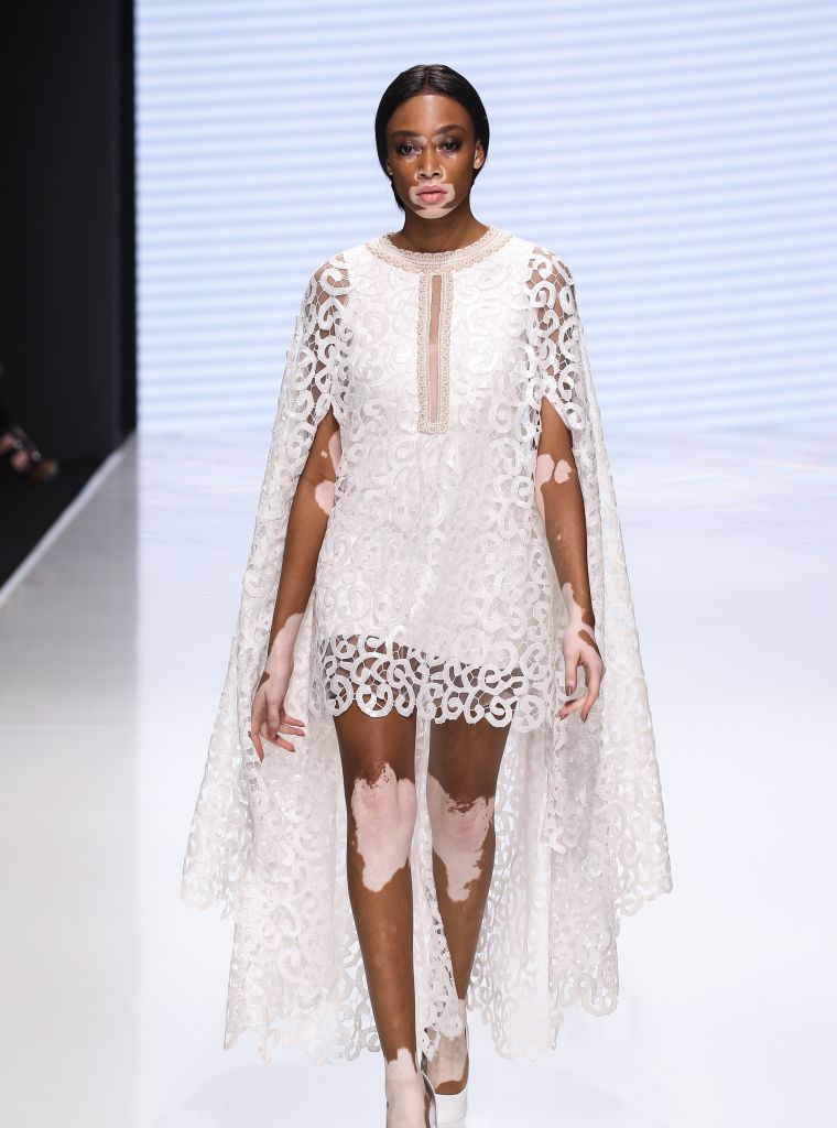Couturissimo : Runway - Paris Fashion Week - Haute Couture Fall/Winter 2016-2017