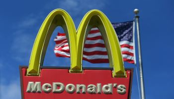 mcdonald's customer desecrated after violently grabs employee