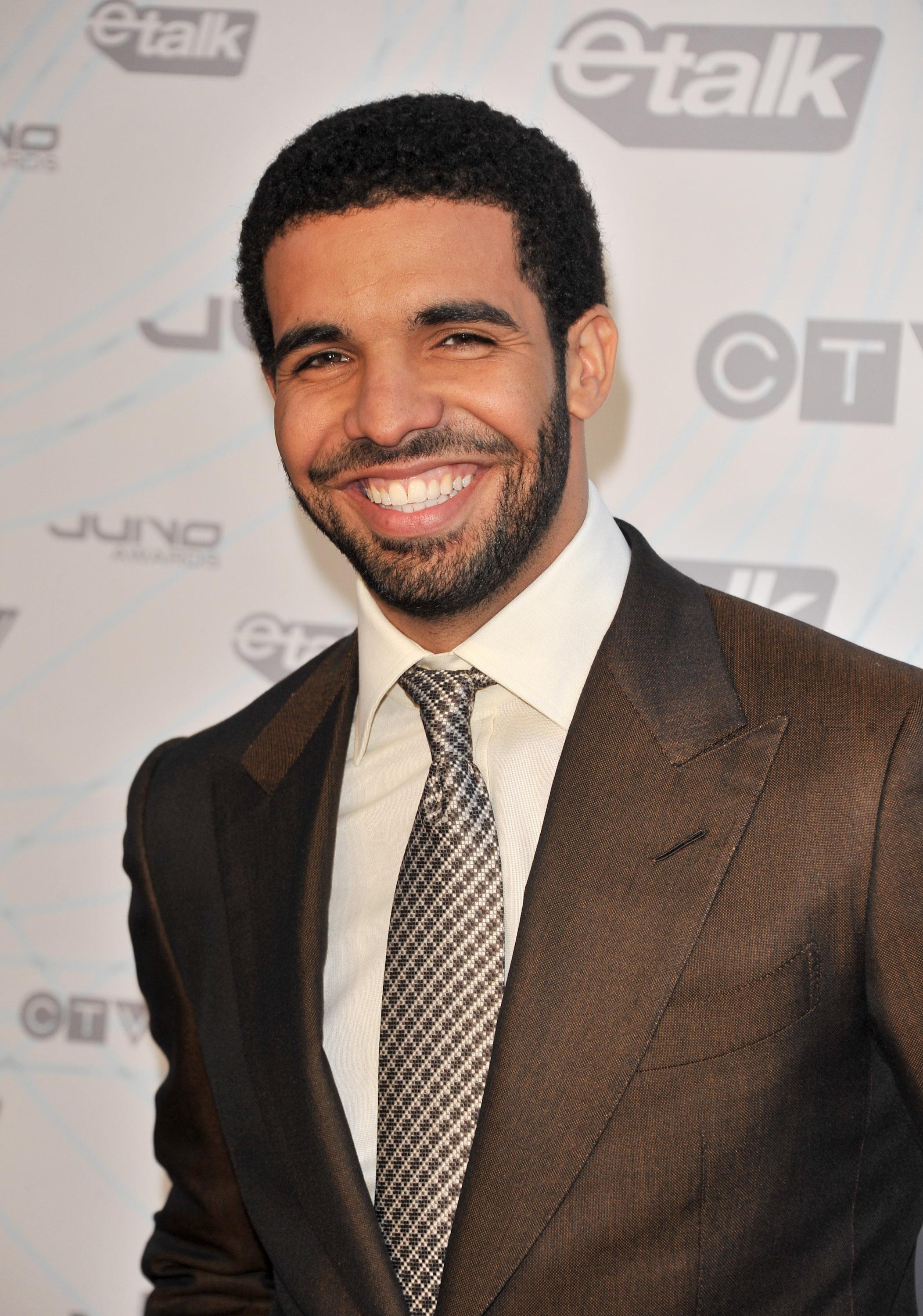 2011 Juno Awards - Arrivals