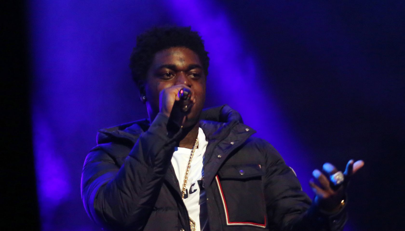 Twitter calls out Kodak Black sexually harassing Young M.A