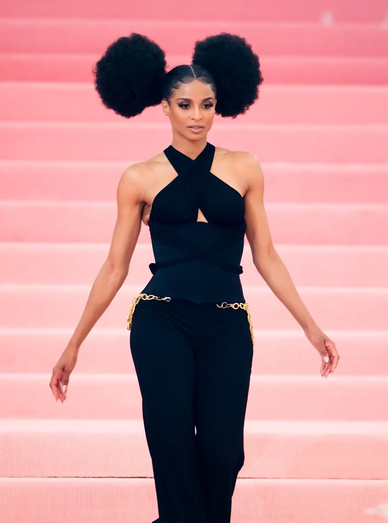 Ciara giving us au naturel glam at the 2019 gala.