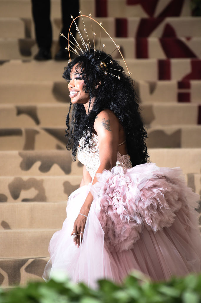 SZA braves the cameras at the 'Heavenly Bodies: Fashion & The Catholic Imagination' Costume Institute Gala