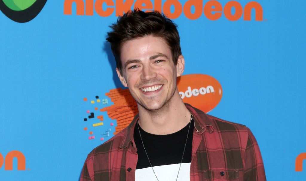 'The Flash' Stache: Photos Of A Bearded Grant Gustin Provide Perspective On Post-Lockdown Looks