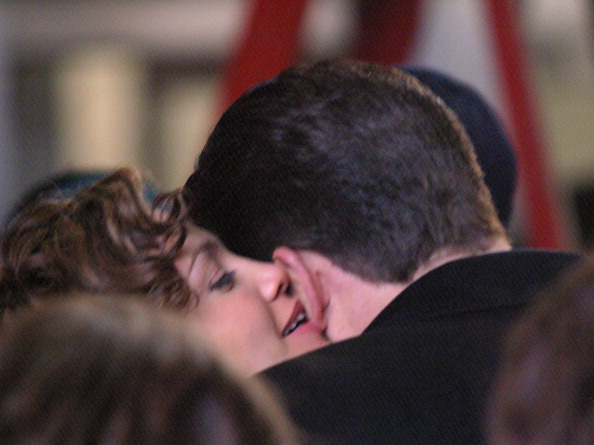 Jennifer Lopez whispers sweet nothings into Ben Affleck's ear while on location for their 'Jersey Girl' movie.