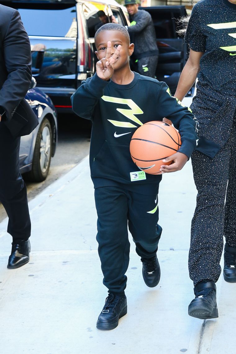 Future's Always Ready For The Cameras