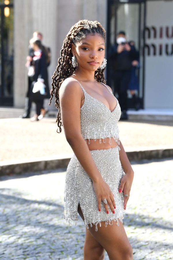 Miu Miu : Outside Arrivals - Paris Fashion Week - Womenswear Spring Summer 2022