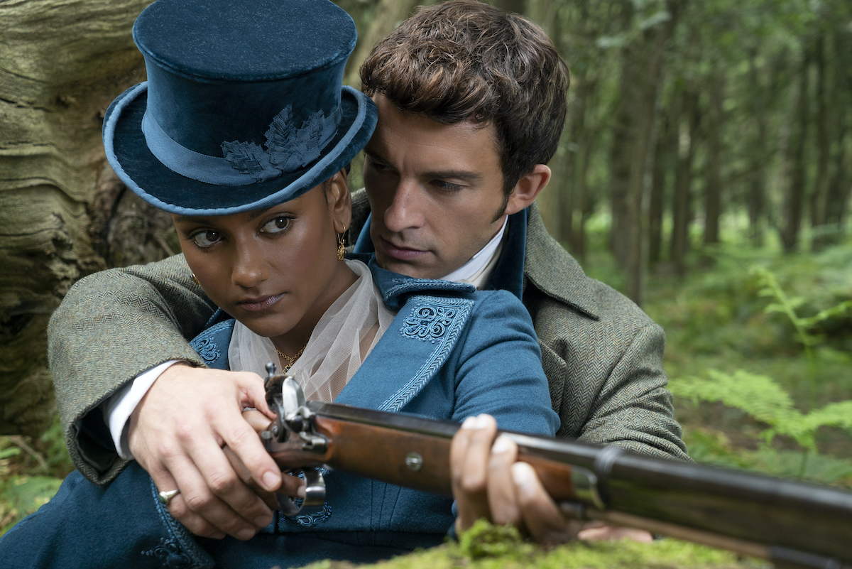 Simone Ashley as Kate Sharma, Jonathan Bailey as Anthony Bridgerton in episode 204 of Bridgerton