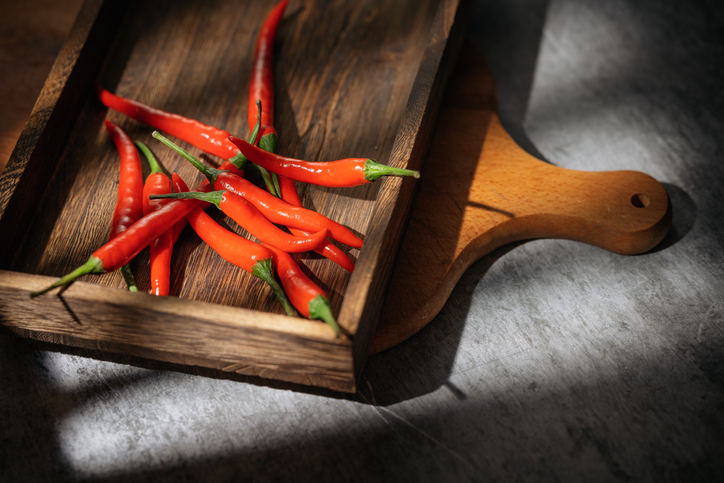 The sun shines on the pepper