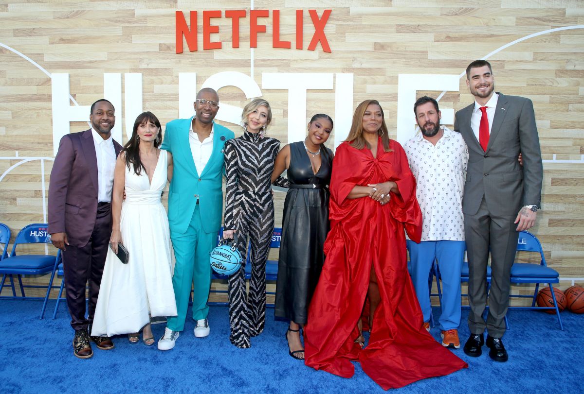 Hustle Screening