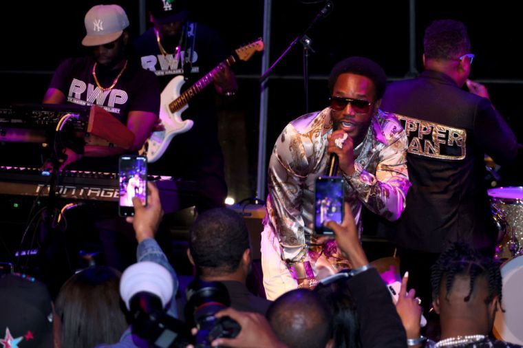 CAM KEEPING THE CROWD ENTERTAINED