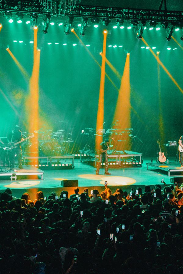 Giveon Performs At the Coca-Cola Roxy in Atlanta