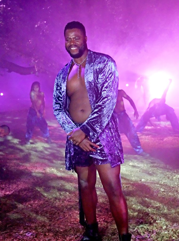 Duke Winston In Velvet? More Please!