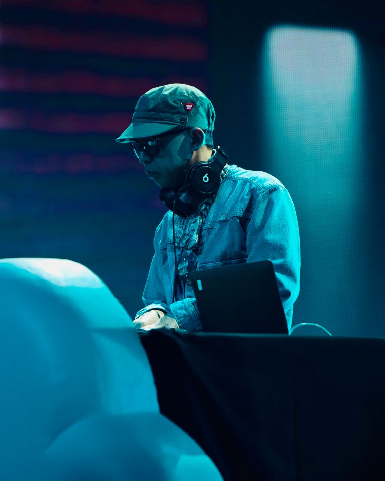 Nigo With A Live DJ Set